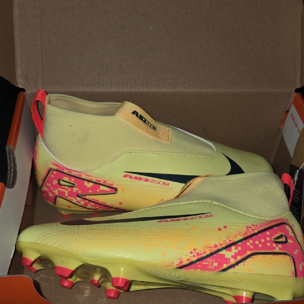 Nike Kids Sneakers - Yellow and Pink